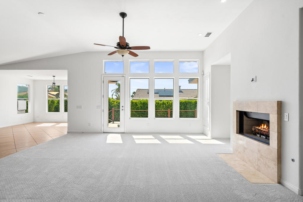 MLS #219134827PS image #2