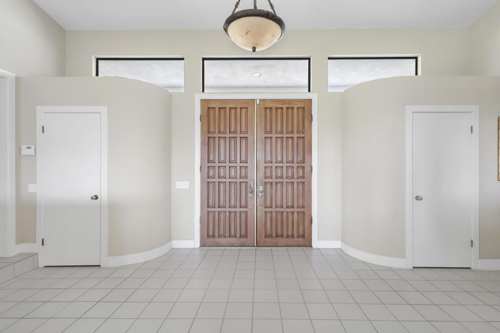 MLS #219134832DA image #3