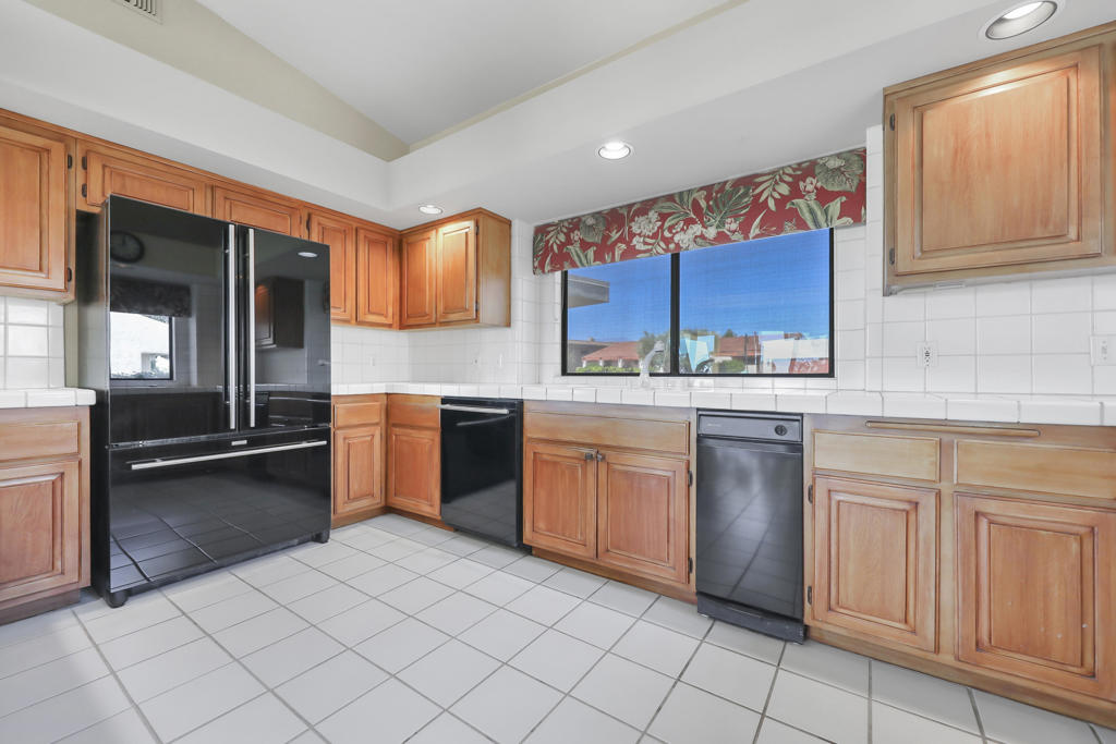 MLS #219134832DA image #7