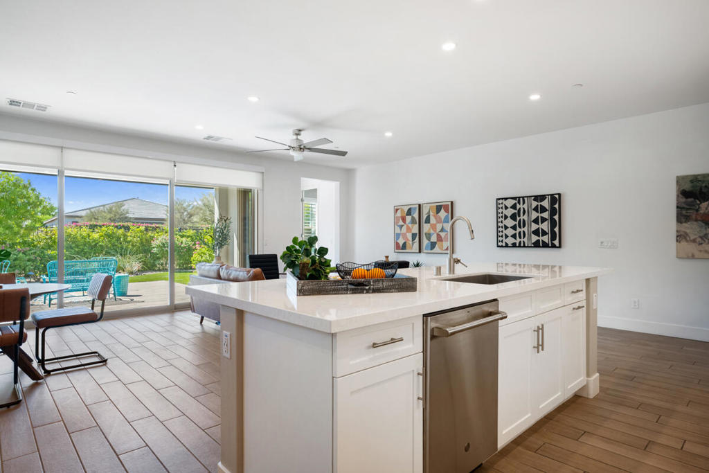 MLS #219134881DA image #10