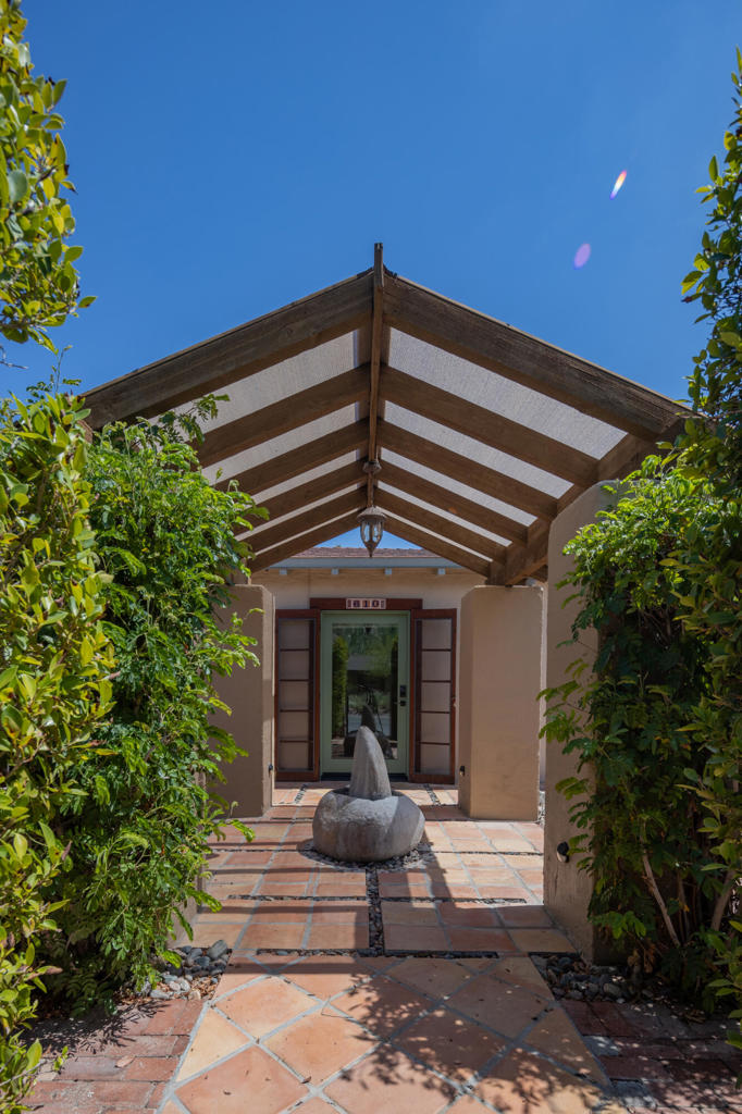 MLS #219134883DA image #1