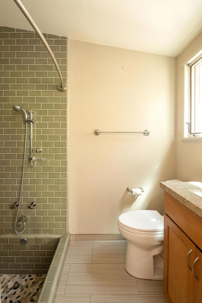 MLS #219134883DA image #15