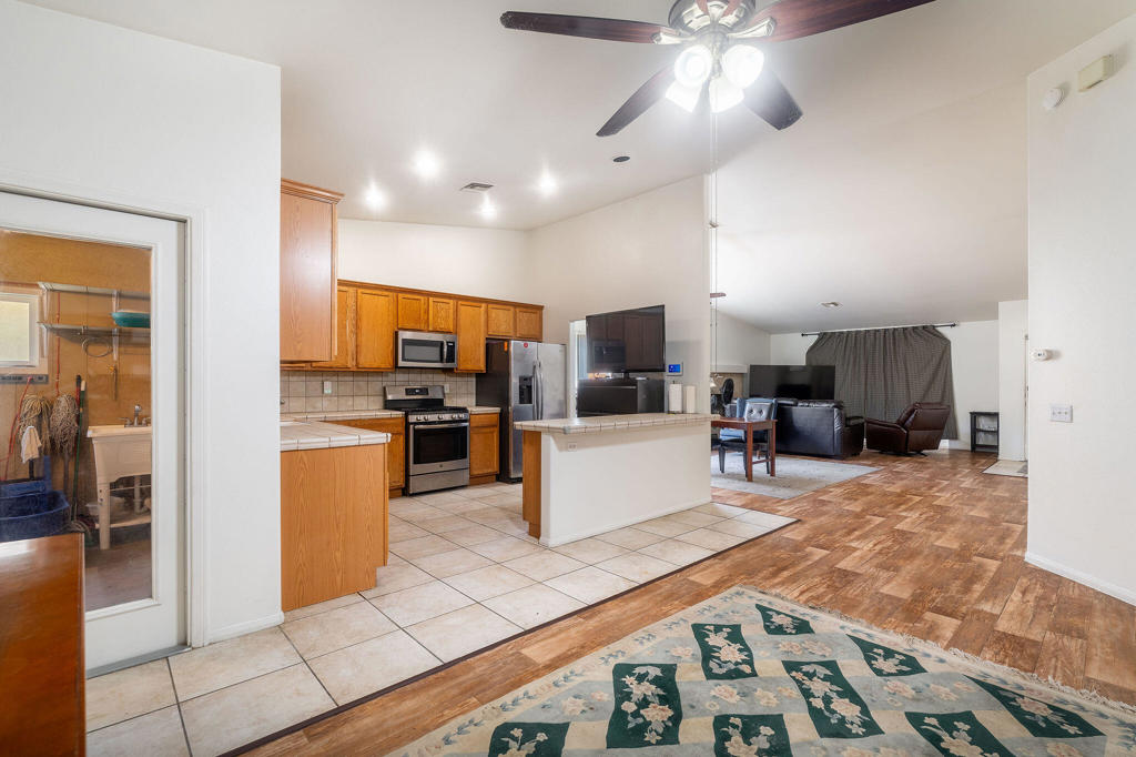 MLS #219134900DA image #10