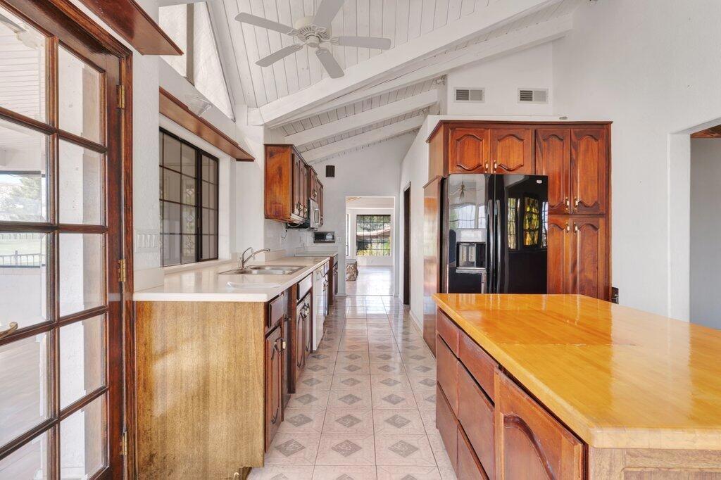 MLS #219134906DA image #4