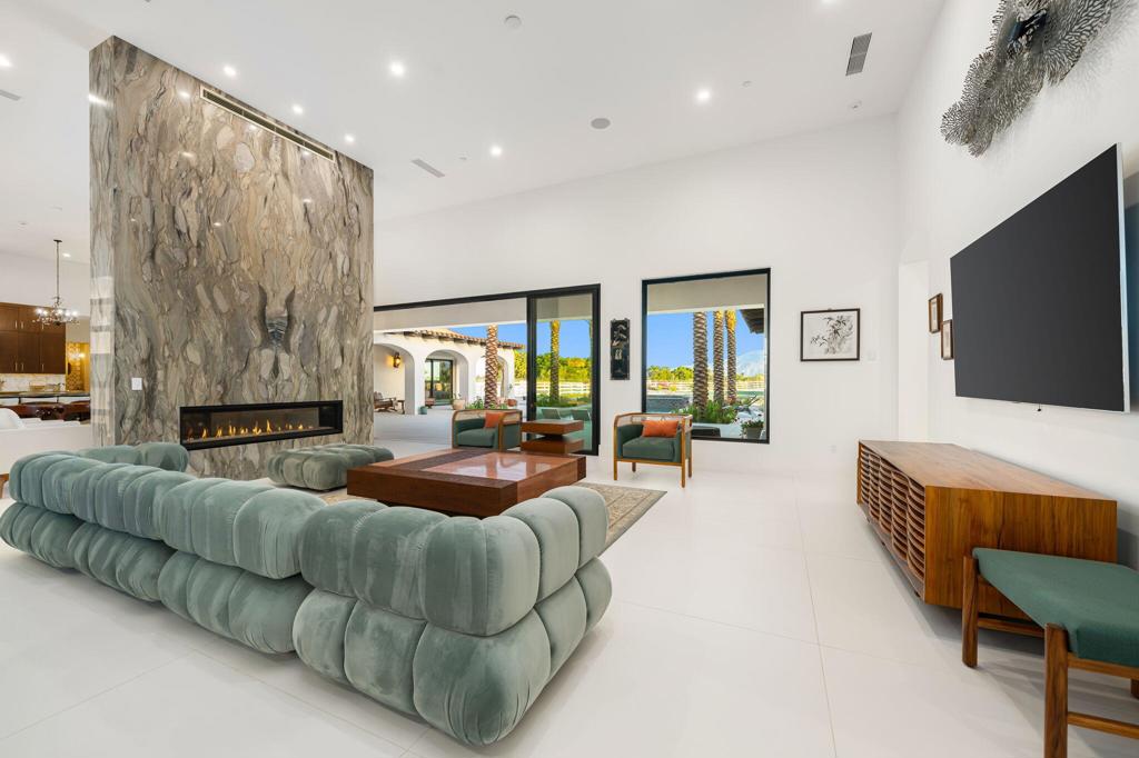 MLS #219134942DA image #22