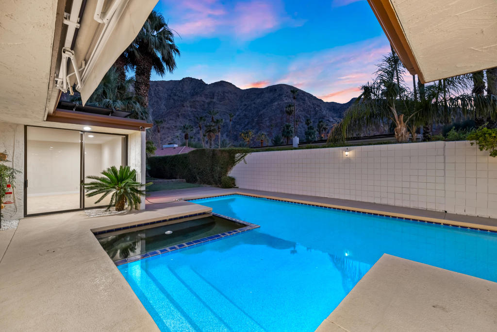 MLS #219135024DA image #16