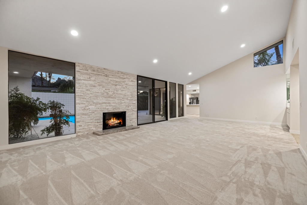 MLS #219135024DA image #32