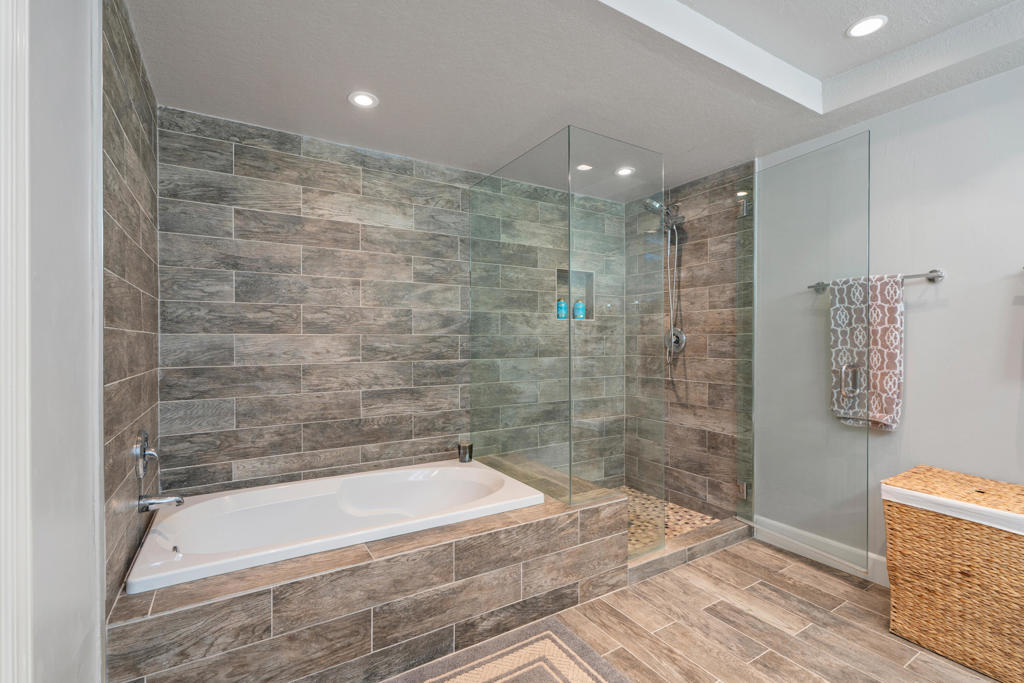 MLS #219135033DA image #13