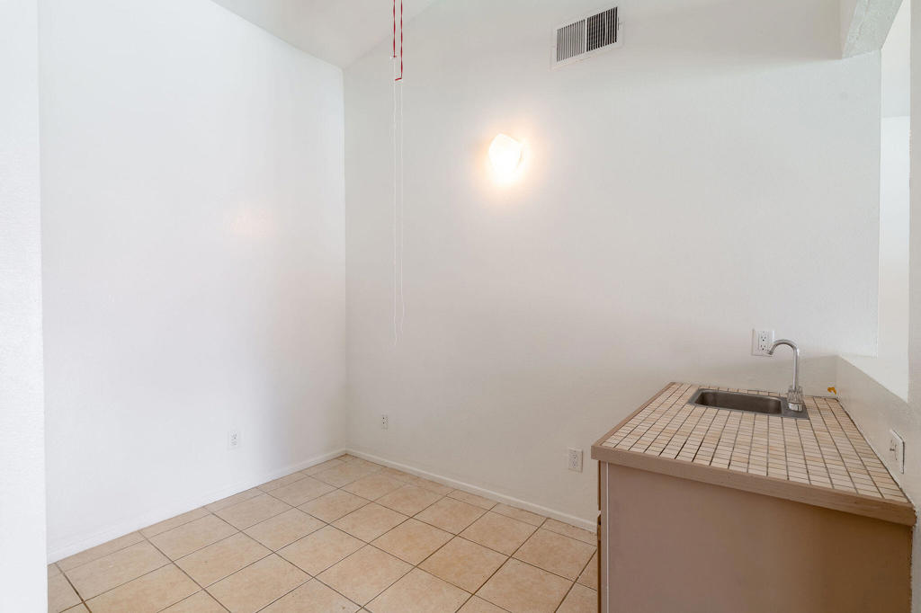 MLS #219135059DA image #11