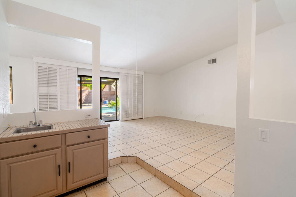 MLS #219135059DA image #12