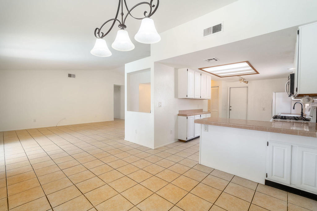 MLS #219135059DA image #14