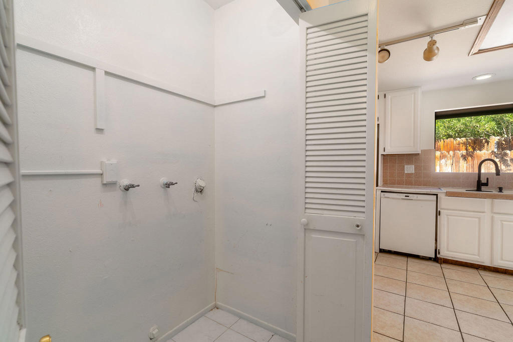 MLS #219135059DA image #16