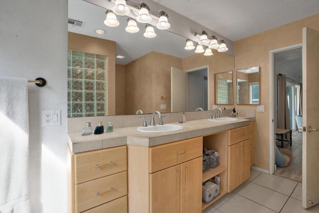 MLS #219135063DA image #27