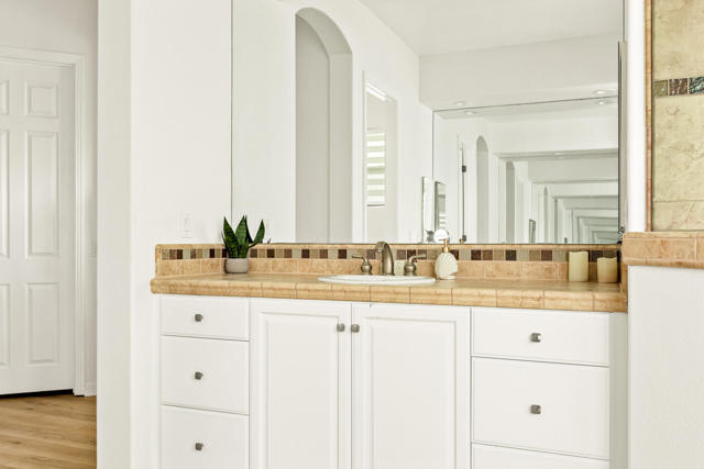 MLS #219135080DA image #14