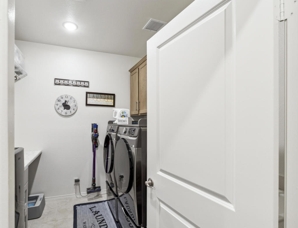 MLS #219135083DA image #17