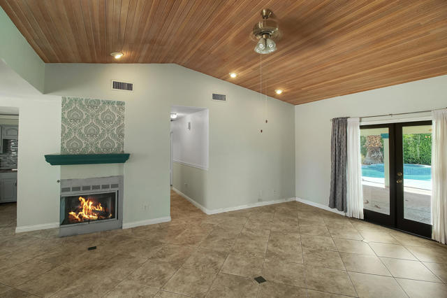 MLS #219135094DA image #5