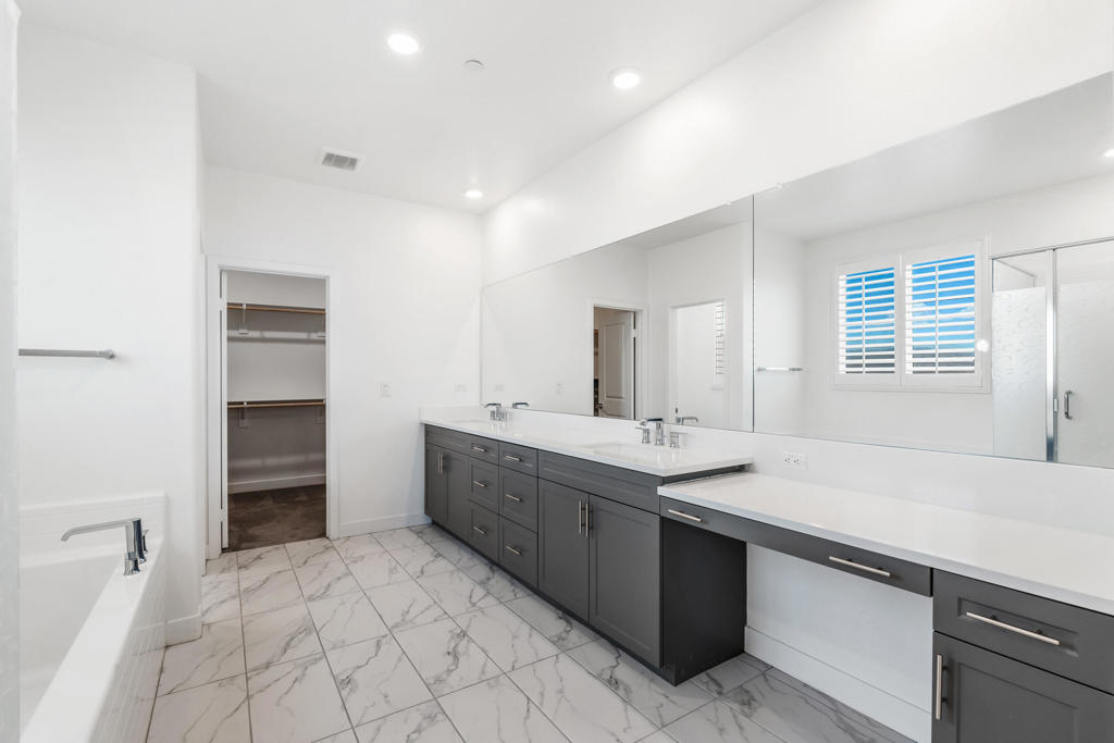 MLS #219135100DA image #16