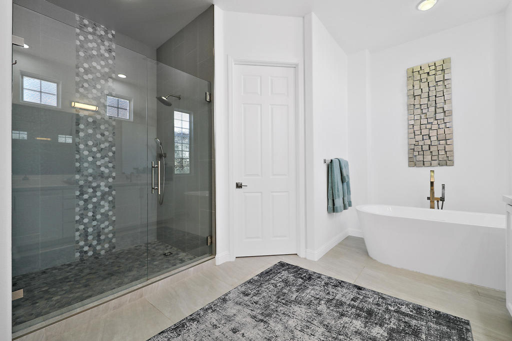 MLS #219135101DA image #30