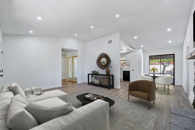 MLS #219135133DA image #4