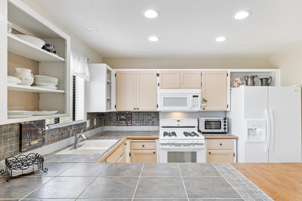 MLS #219135137DA image #12