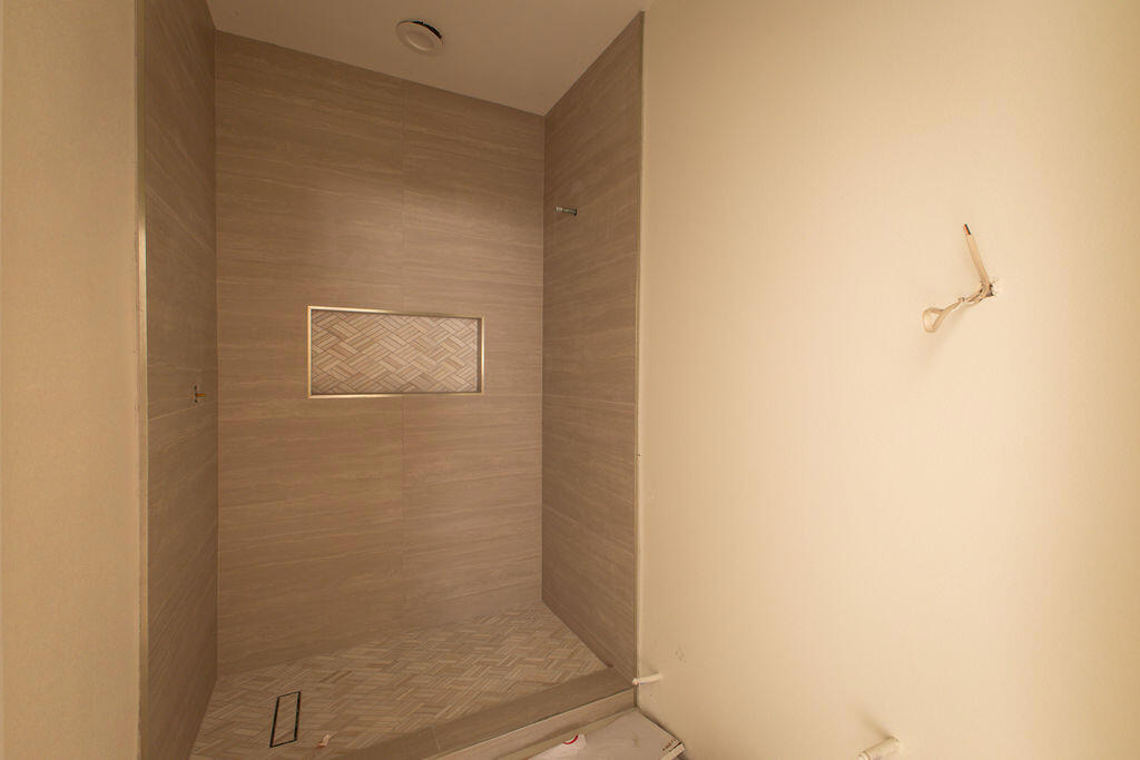 MLS #219135154DA image #17