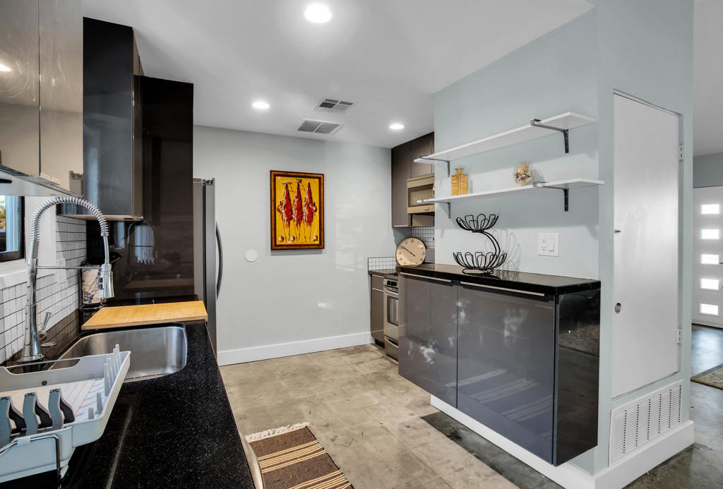 MLS #219135170DA image #16