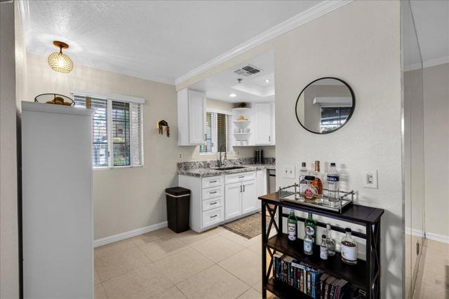 MLS #219135173DA image #9