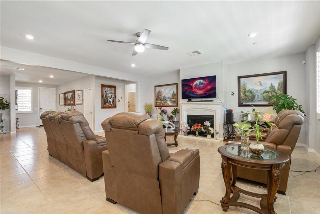 MLS #219135183DA image #10