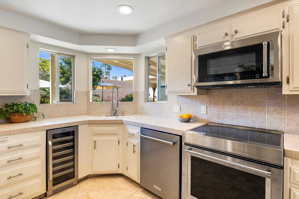 MLS #219135185DA image #15