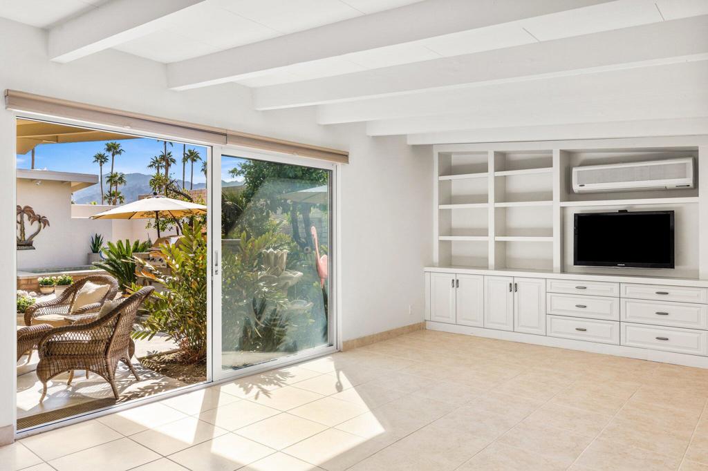 MLS #219135185DA image #33