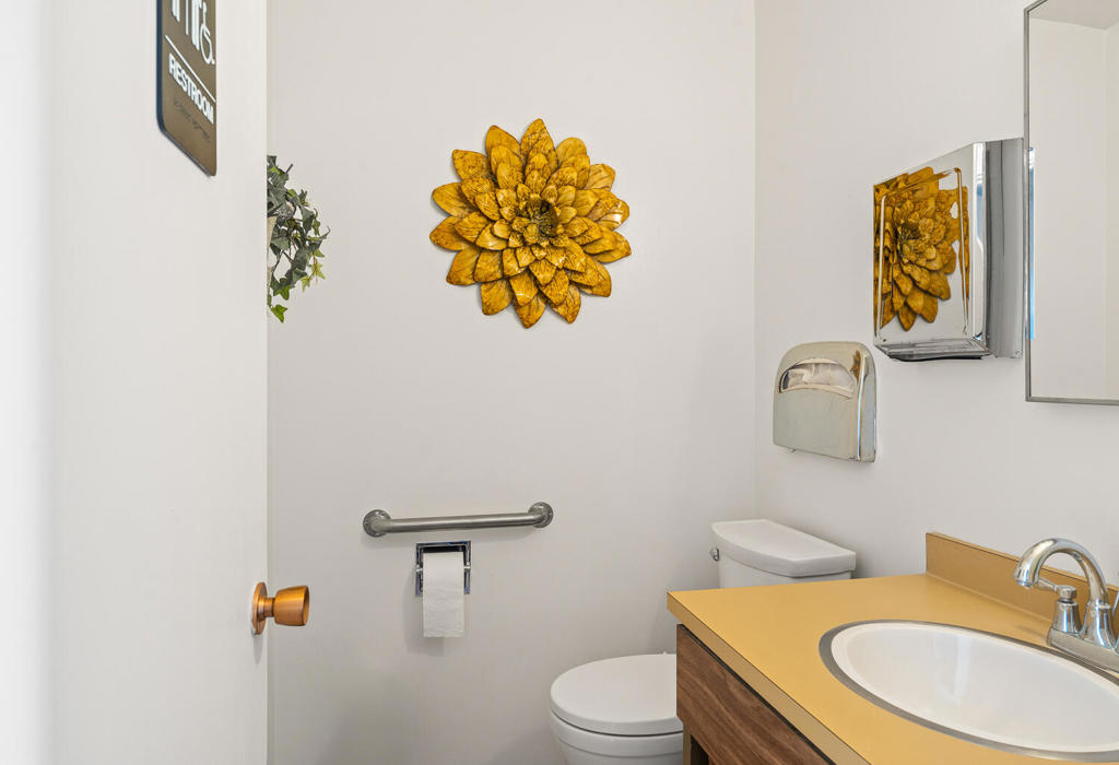 MLS #219135194DA image #11