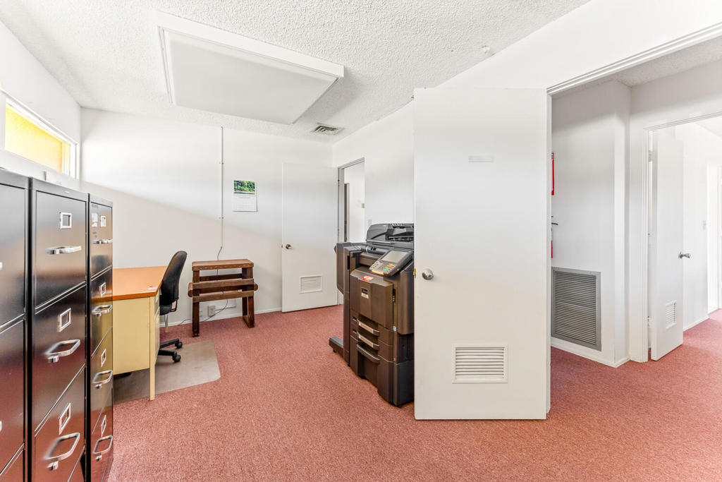 MLS #219135194DA image #16