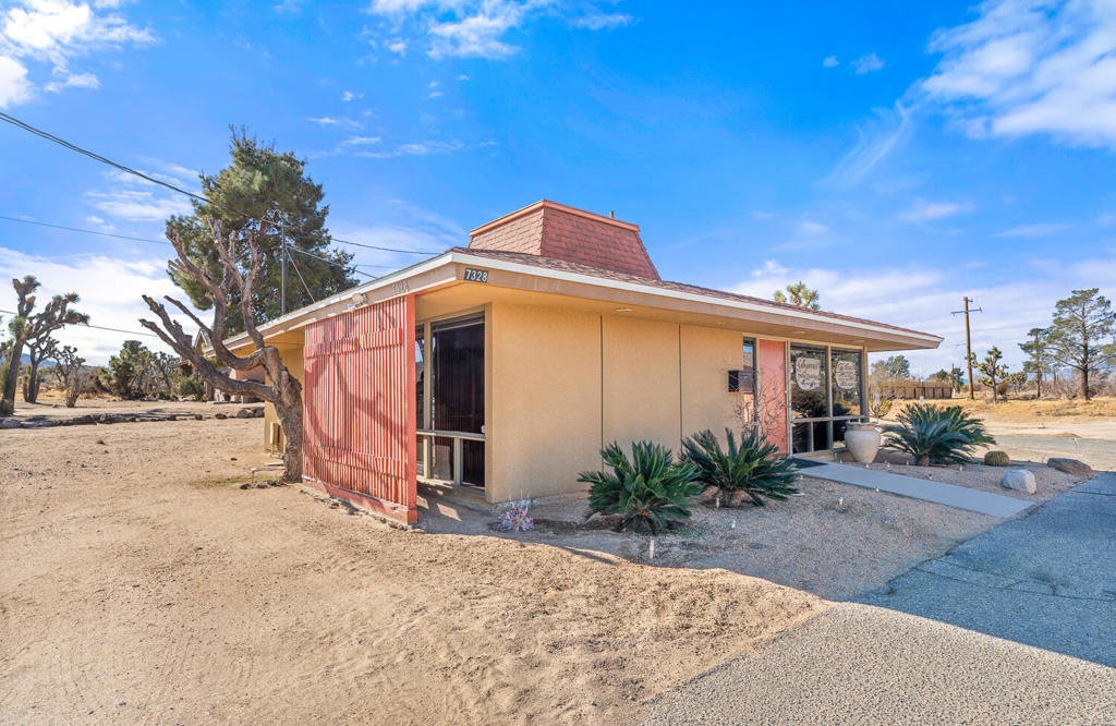 MLS #219135194DA image #3