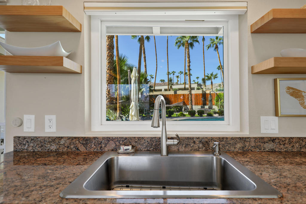 MLS #219135195DA image #17