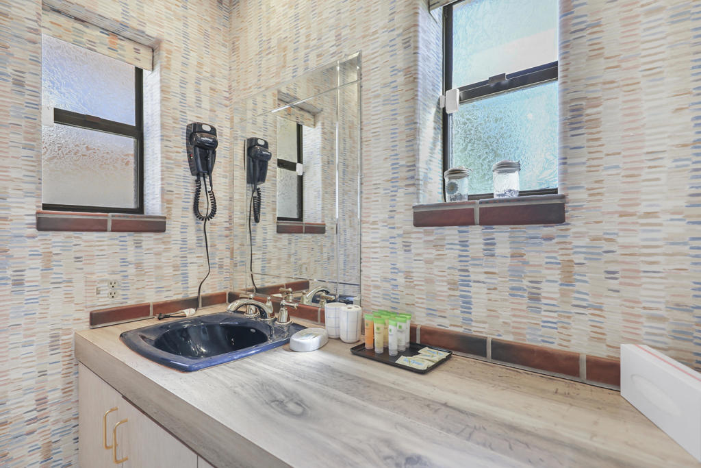 MLS #219135203PS image #14