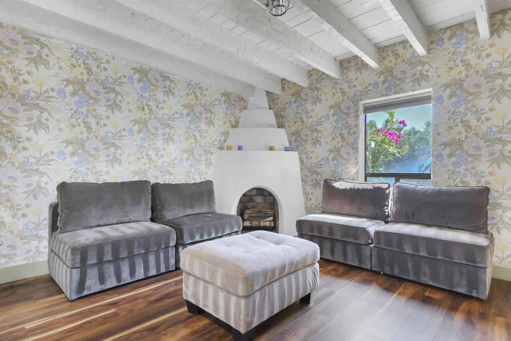 MLS #219135203PS image #4