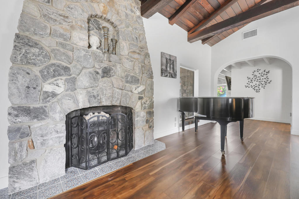 MLS #219135203PS image #7