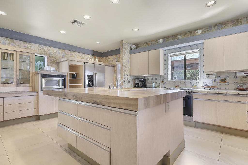 MLS #219135203PS image #8