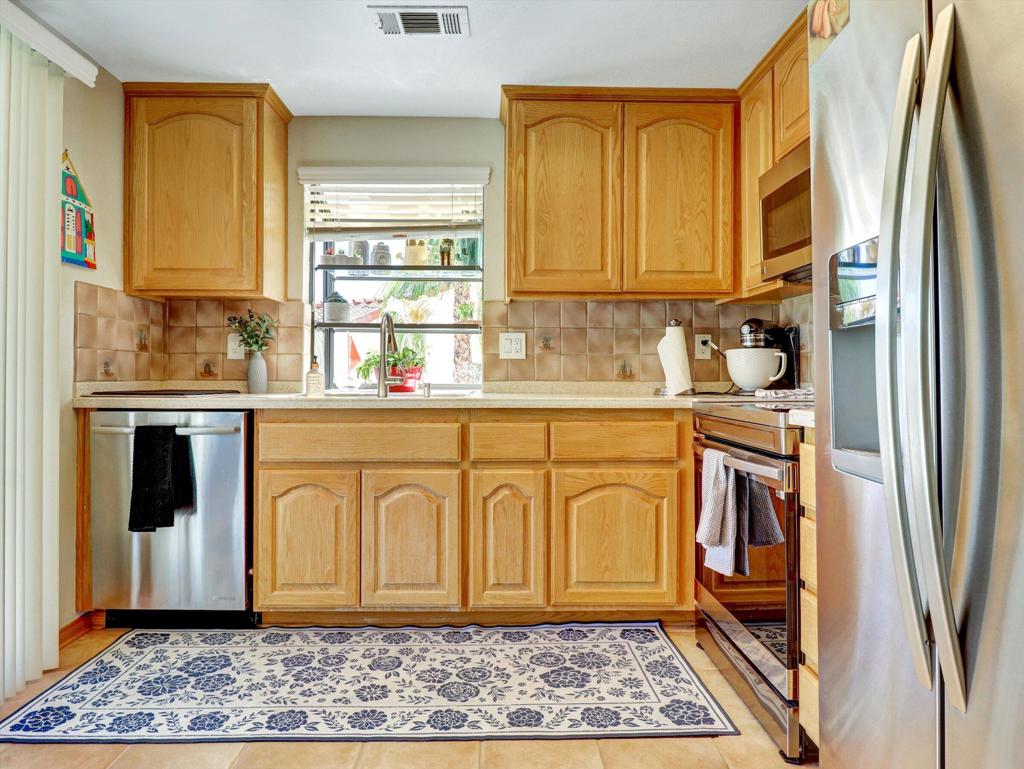 MLS #219135212DA image #8