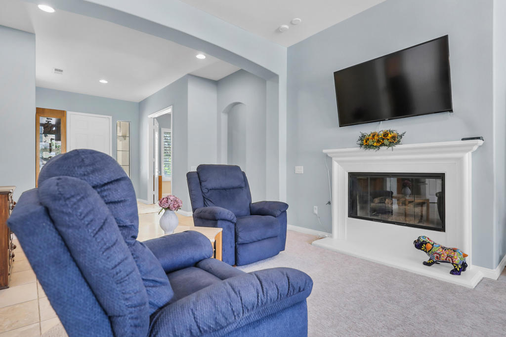 MLS #219135230DA image #5