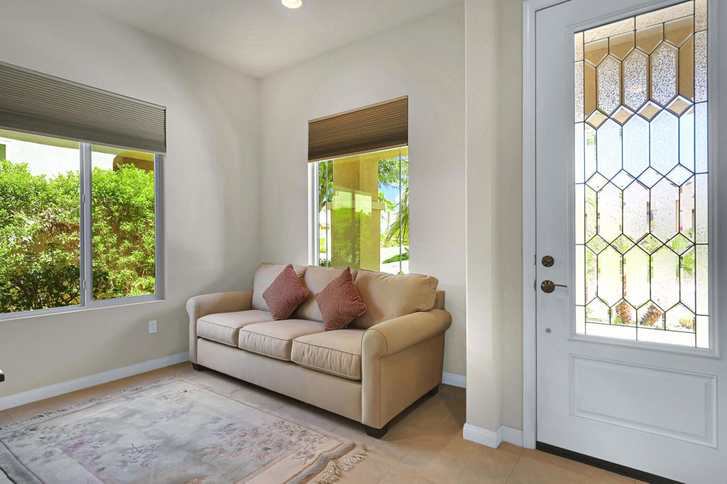 MLS #219135234DA image #2