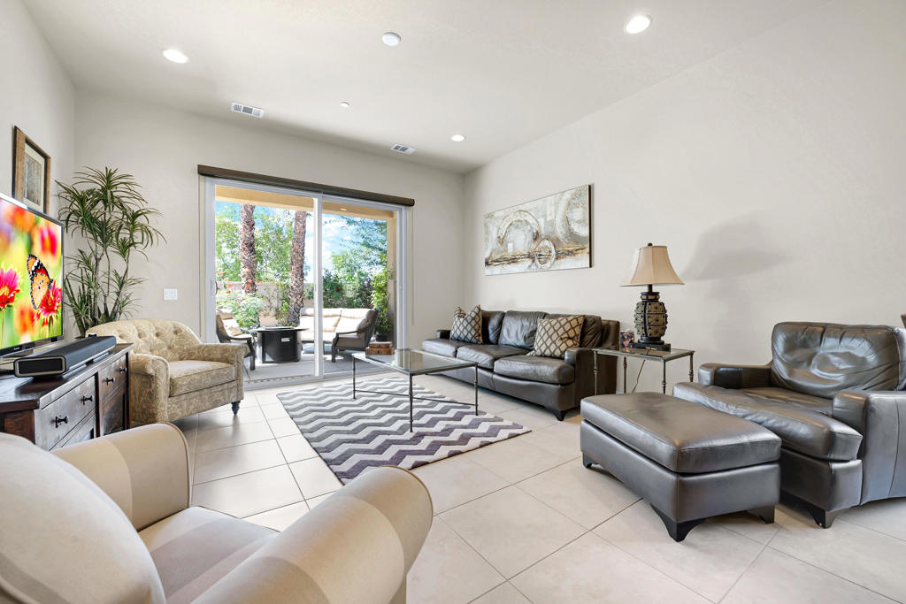 MLS #219135234DA image #8