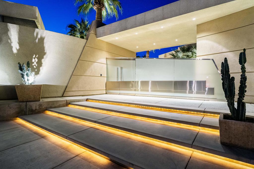 MLS #219135235DA image #3