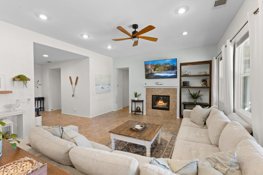 MLS #219135241DA image #10