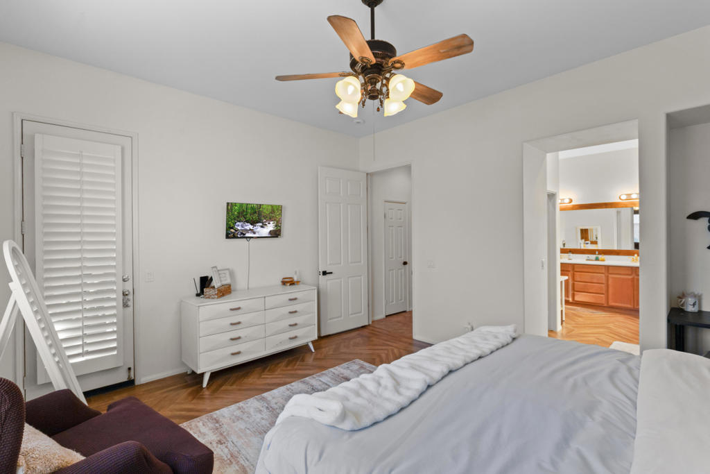 MLS #219135241DA image #23