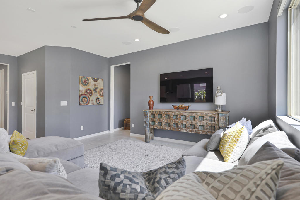 MLS #219135247DA image #1