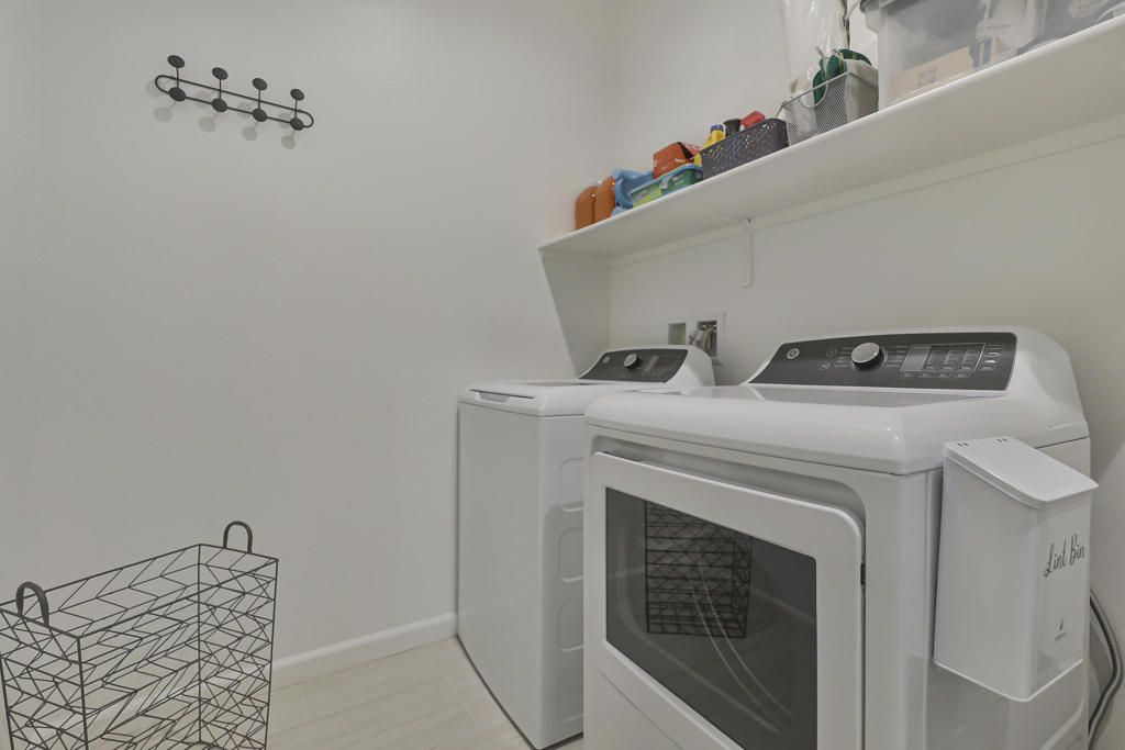 MLS #219135247DA image #18