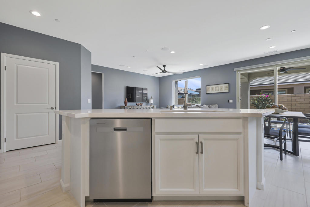 MLS #219135247DA image #6