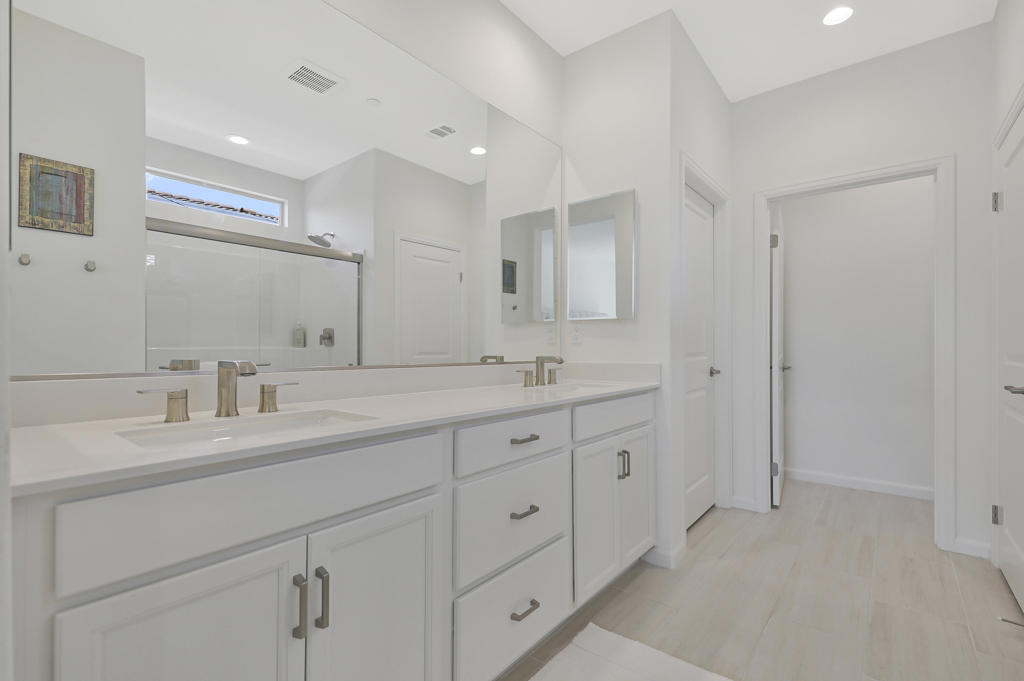 MLS #219135247DA image #9