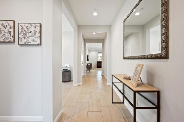 MLS #219135248DA image #9